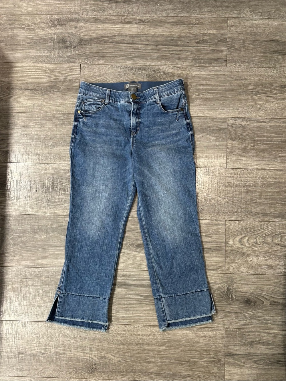 Democracy “Ab” Technology Cropped Capri Jeans Women’s Size 10 Raw Hem Denim